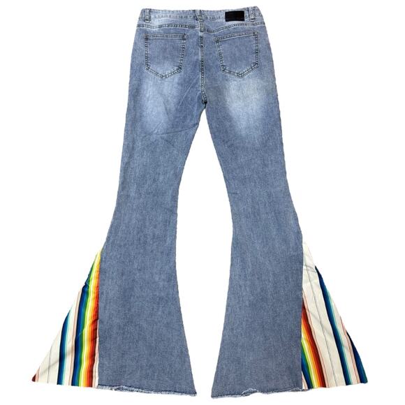 L&B Mid Rise Light Wash Serape Flare 6 - Picture 3 of 3